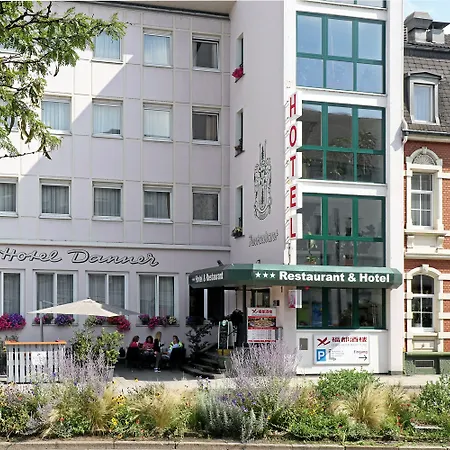 Danner رينفيلدن