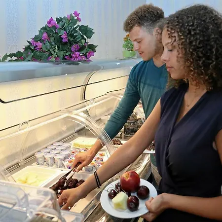 Danner فندق رينفيلدن