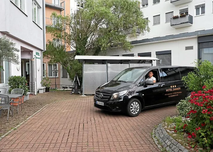 Danner Hotel 3*